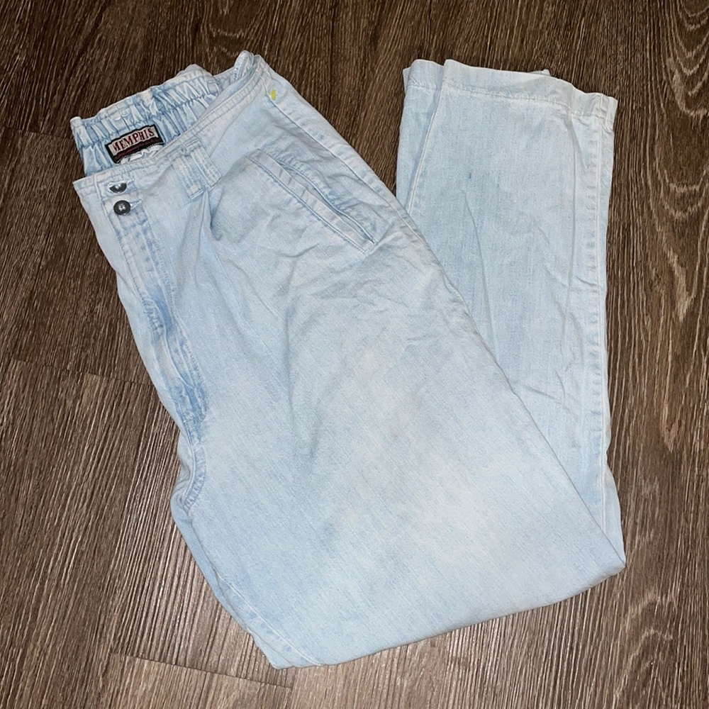Light wash high waisted jeans